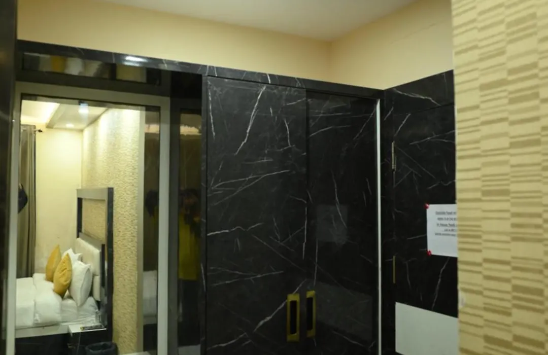 Kings Inn Hotel-1